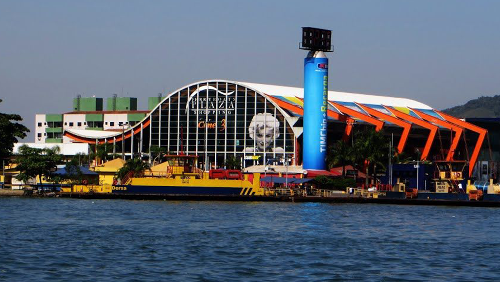 City Plaza Ferry Boat's Shopping