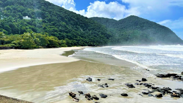 Praia do Pinheiro Guarujá