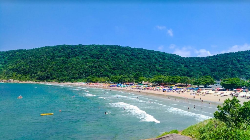 Praia do Guaiúba Guarujá