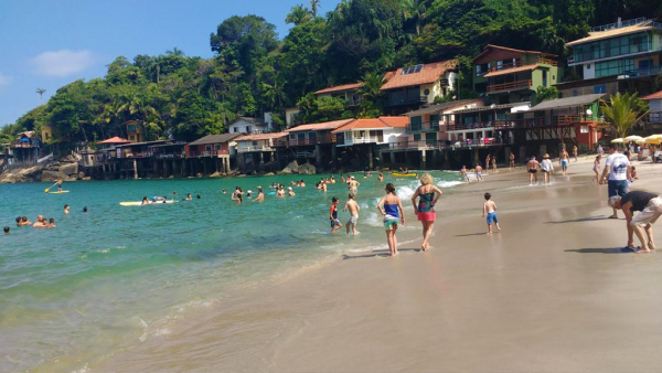 Praia do Sorocotuba Guarujá