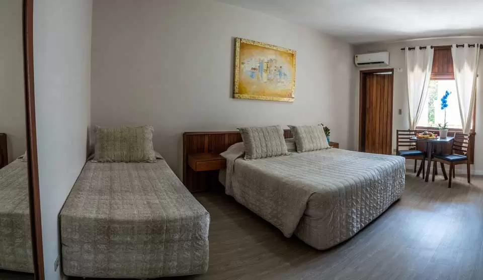 strand-hotel-guaruja-suite-familia-com-varanda-para-5-pessoas.jpg