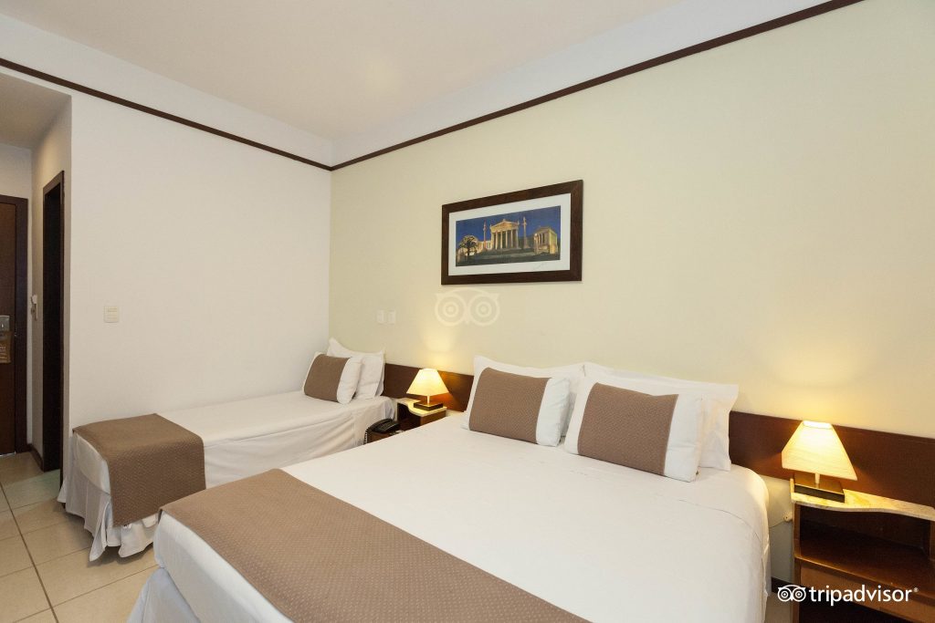 triple-room--v16941423